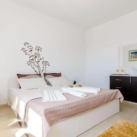 In Gruda With Private Pool