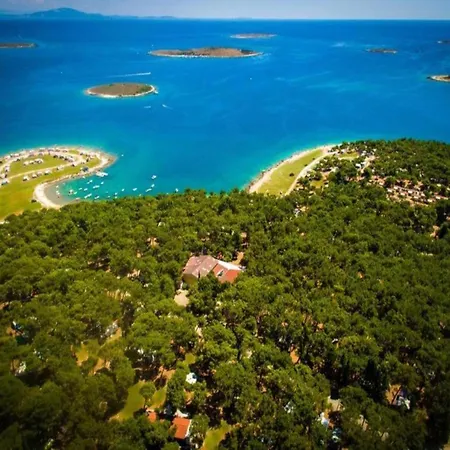 In Gruda With Private Pool *